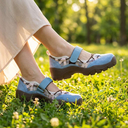 Velina | Comfortable loafers with a velcro fastening